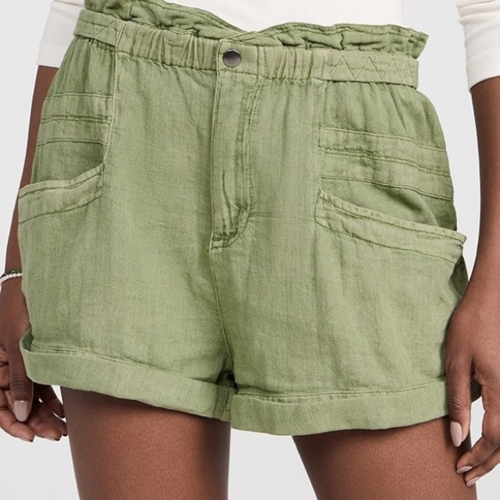 Free People Topanga Linen Blend Shorts in Green